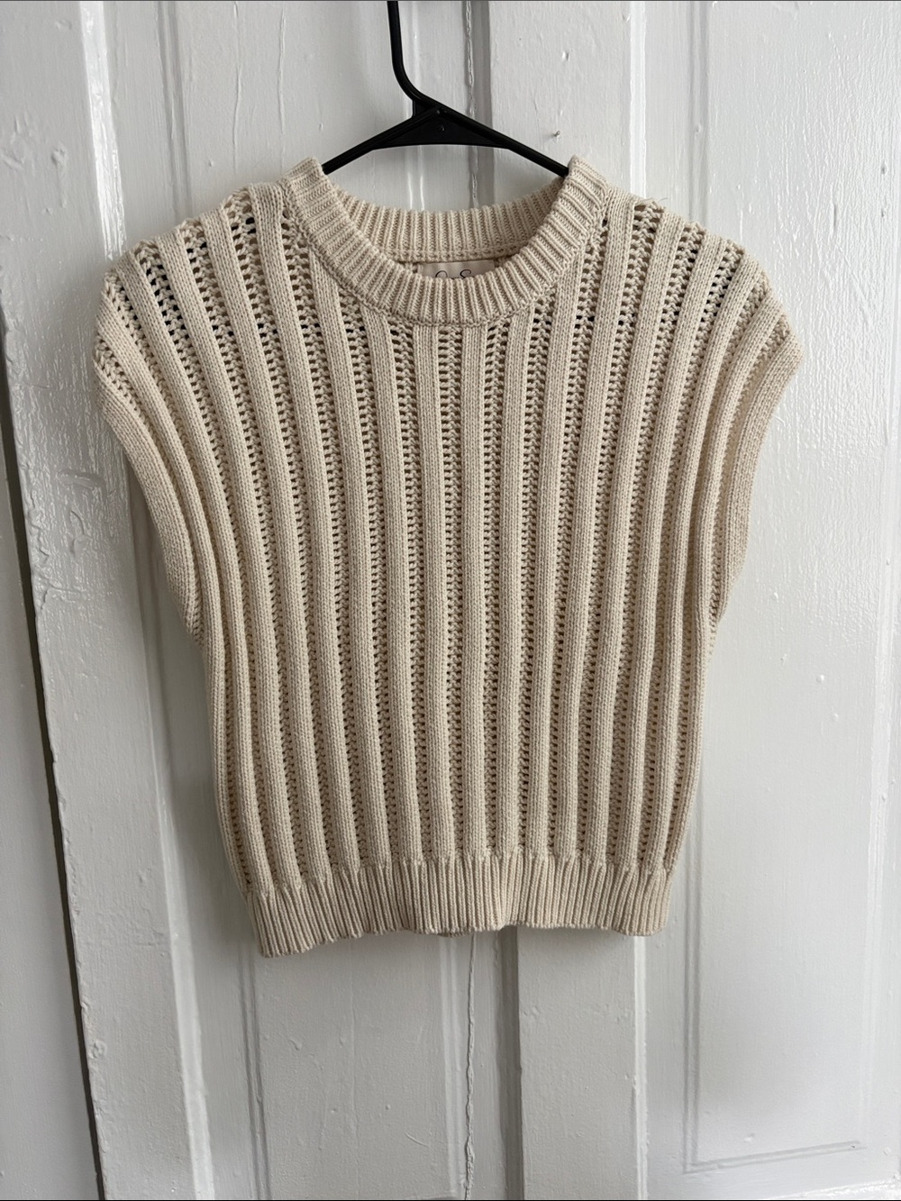 Sleeveless Ribbed Knit Sweater - Cream